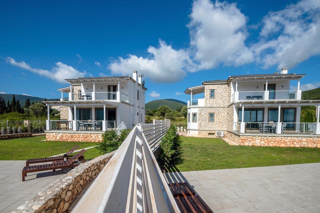 White Villas Karavomylos Exteriör bild